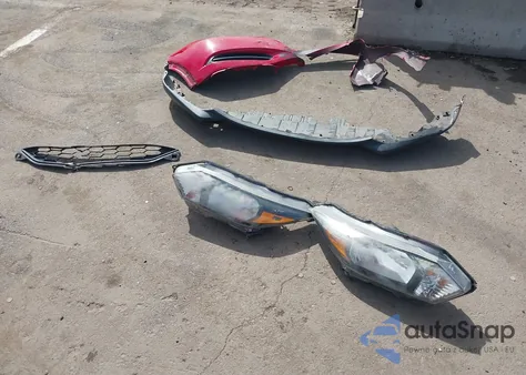 2018 Honda Hr-V Lx z USA, uszkodzony, nr VIN 3CZRU5H30JM702500